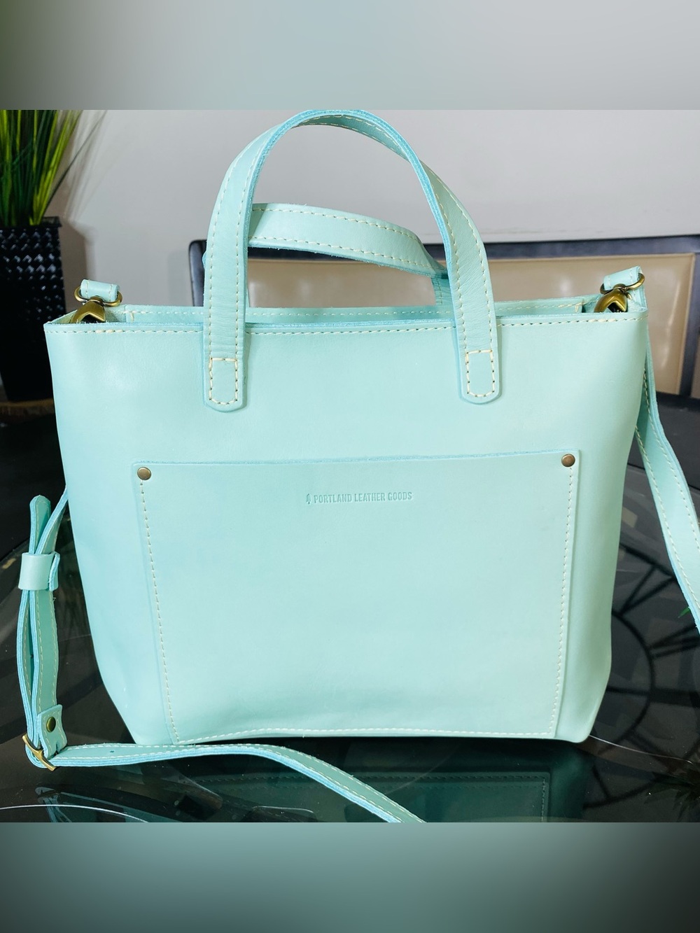Portland Leather Goods Mint Medium Crossbody Tote Bag New Without Tags - Picture 3 of 10